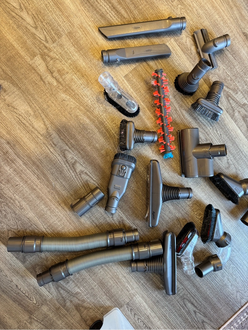 Dyson Gray Vacuum Brush Head with Label